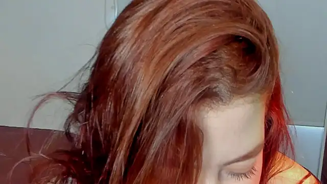 Snapshot of sara_sweet9 chatting on 06-30-26, 12:28 sara sweet9 online show from 06-30-26, 12:28