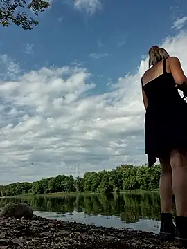 KSwonderland6 online show from 09-18-25, 03:03