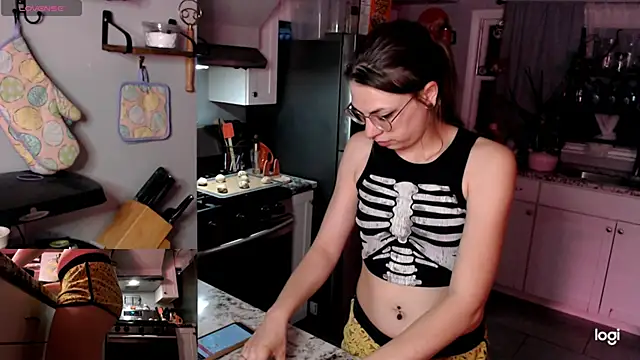 KSwonderland6 online show from 03-26-26, 05:02