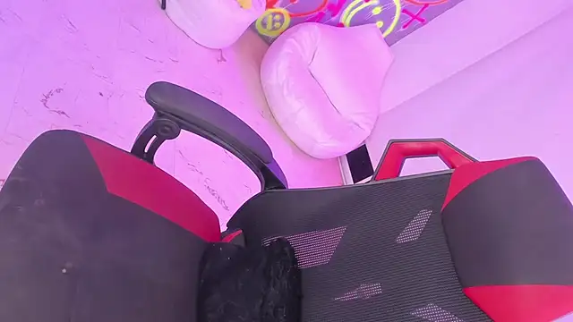 GEANNAROSE online show from 12-21-24, 10:39