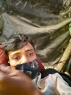 Snapshot of Gyan88 chatting on 03-15-25, 02:24 Gyan88 online show from 03-15-25, 02:24