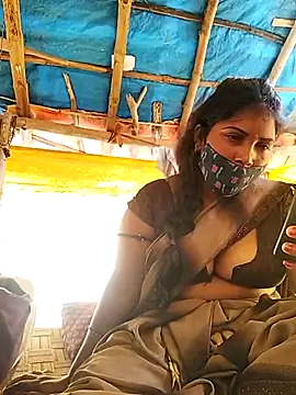 Snapshot of Gyan88 chatting on 10-19-25, 04:24 Gyan88 online show from 10-19-25, 04:24