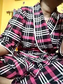 Royalgirl667 online show from 12-23-24, 03:44