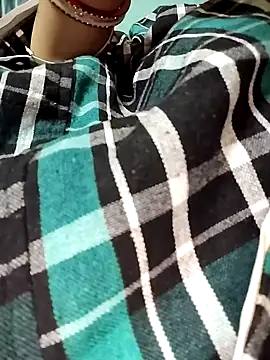 Royalgirl667 online show from 12-26-24, 04:25