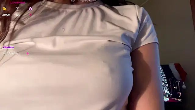 Lora Squirt online show from 12-30-24, 09:27