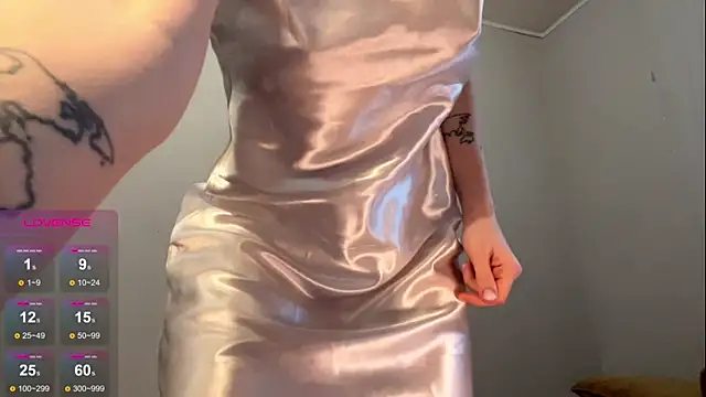 Lora Squirt online show from 01-29-25, 09:23