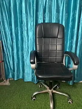 poision51 online show from 02-10-25, 04:47