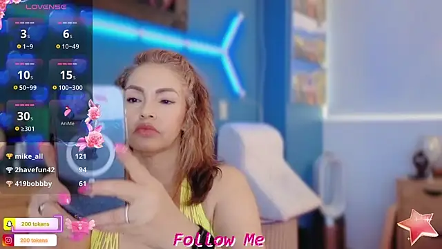 QueenYsuRey online show from 02-17-25, 02:48