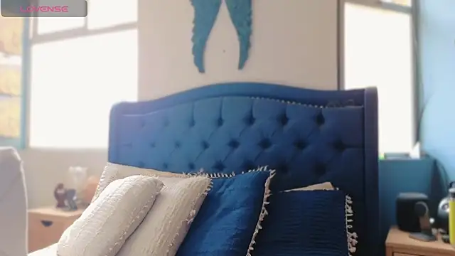 QueenYsuRey online show from 03-05-25, 01:28