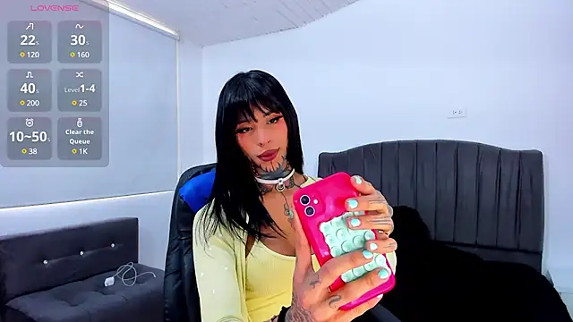 anne parker online show from 02-13-25, 01:15