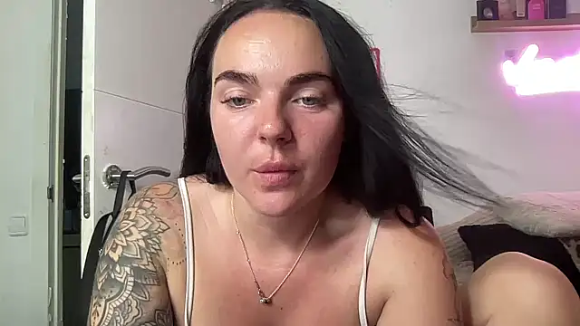 yorkshiregal online show from 07-14-26, 07:08