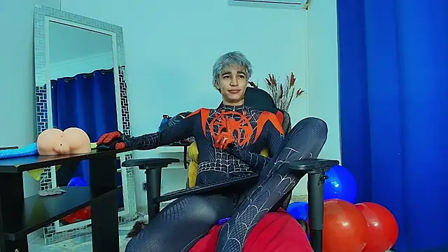 Snapshot of Zacktk7 chatting on 02-25-25, 12:03 Zacktk7 online show from 02-25-25, 12:03