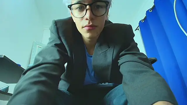 Snapshot of Zacktk7 chatting on 03-06-25, 06:30 Zacktk7 online show from 03-06-25, 06:30