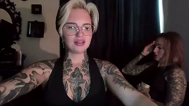 Alexandersonxo online show from 10-12-25, 10:47