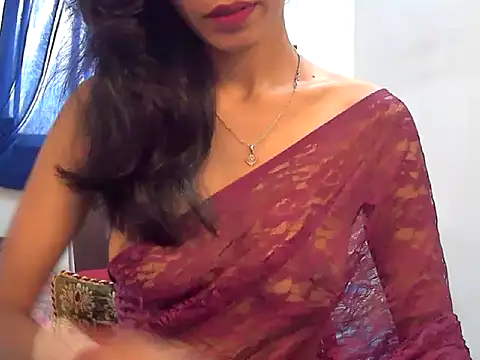 Snapshot of sexy_janu25 chatting on 05-19-26, 05:14 sexy janu25 online show from 05-19-26, 05:14