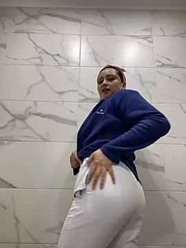 Keittly  online show from 11-21-25, 06:50