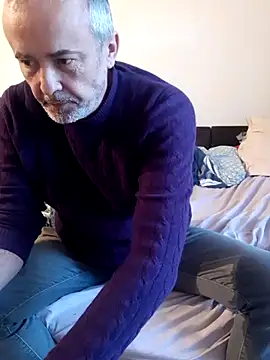 Snapshot of GayPourToi chatting on 02-23-25, 05:18 GayPourToi online show from 02-23-25, 05:18