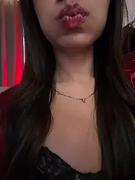 Lolitacooper online show from 05-27-26, 07:44