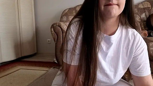 Snapshot of Aria_Blisss chatting on 04-23-26, 04:14 Aria Blisss online show from 04-23-26, 04:14