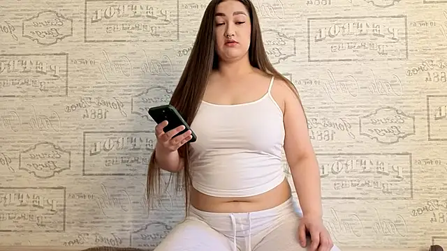 Snapshot of Aria_Blisss chatting on 04-29-26, 02:04 Aria Blisss online show from 04-29-26, 02:04