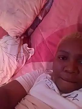 Snapshot of teebitch93 chatting on 04-15-26, 12:01 teebitch93 online show from 04-15-26, 12:01