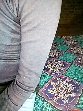 Snapshot of kumarigirl chatting on 11-06-25, 04:19 kumarigirl online show from 11-06-25, 04:19