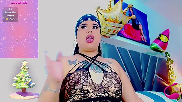 nauthyvalentina online show from 12-24-24, 04:30