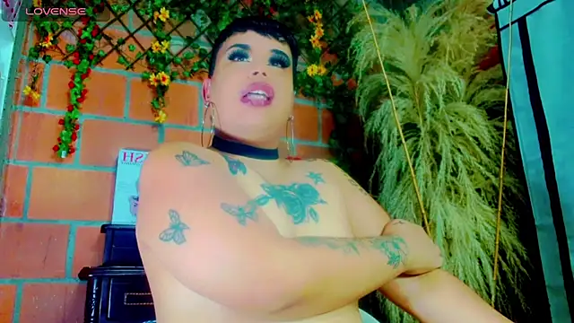 nauthyvalentina online show from 07-15-26, 05:51