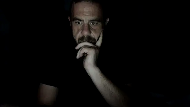 chased21 online show from 11-10-25, 06:23