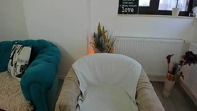 Arya Shinex online show from 12-23-25, 09:51