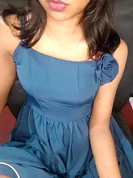 Snapshot of Ashavindi_hot chatting on 03-12-26, 04:24 Ashavindi hot online show from 03-12-26, 04:24