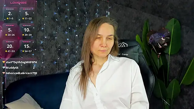 Lillian White online show from 03-08-26, 02:04