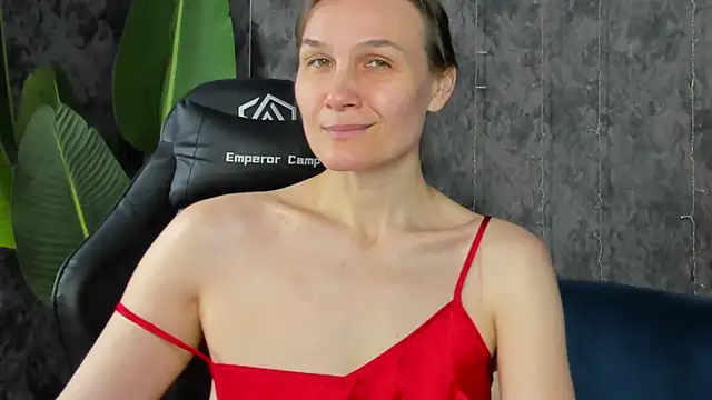 Lillian White online show from 04-06-26, 04:46