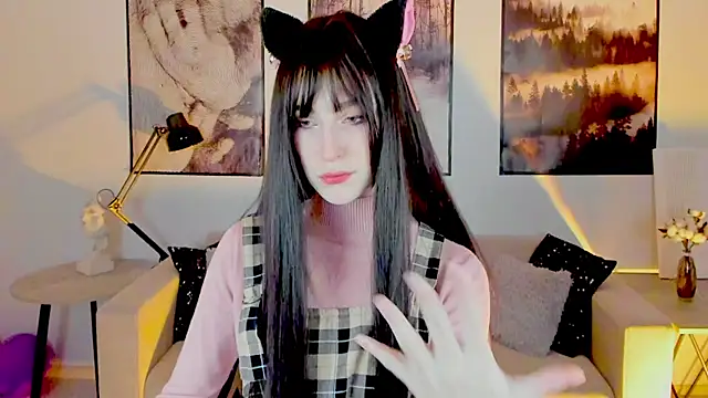 LuxRayi online show from 01-28-25, 03:14