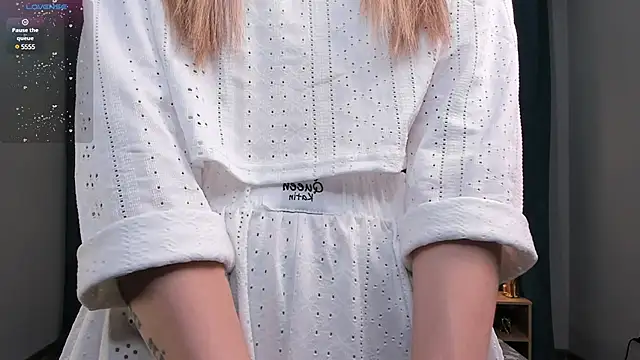 MayBennett online show from 01-05-25, 06:13