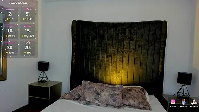 Snapshot of NataGarcia chatting on 03-05-25, 07:49 NataGarcia online show from 03-05-25, 07:49