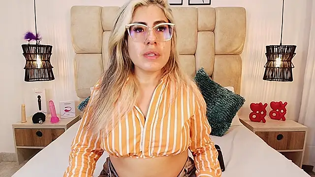 AdharaSmithh online show from 03-03-25, 05:18