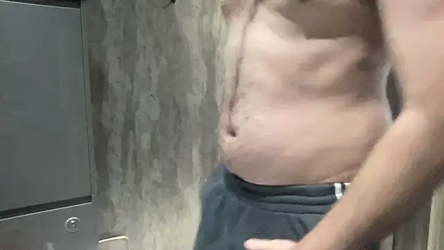 Snapshot of BigCockEnergy chatting on 01-17-25, 02:07 BigCockEnergy online show from 01-17-25, 02:07