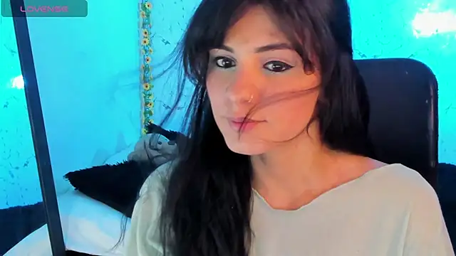 Snapshot of elissa_iris chatting on 06-16-26, 01:08 elissa iris online show from 06-16-26, 01:08