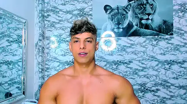 Owen Muzcle online show from 01-10-25, 11:11