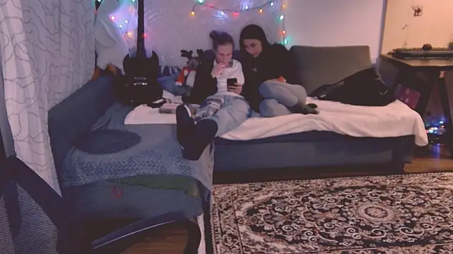 KatiKate online show from 02-26-25, 08:22