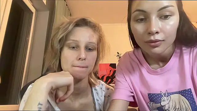 KatiKate online show from 10-26-25, 03:29