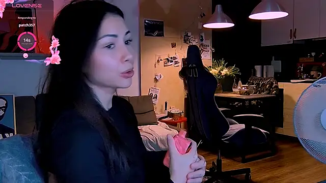 KatiKate online show from 11-07-25, 03:56