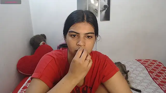 Snapshot of Pocahontas_Princess_ chatting on 04-30-26, 02:23 Pocahontas Princess online show from 04-30-26, 02:23