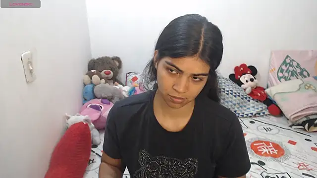 Snapshot of Pocahontas_Princess_ chatting on 06-17-26, 02:29 Pocahontas Princess online show from 06-17-26, 02:29