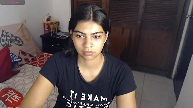 Snapshot of Pocahontas_Princess_ chatting on 07-23-26, 06:22 Pocahontas Princess online show from 07-23-26, 06:22