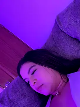 Snapshot of Blancanievess chatting on 11-15-25, 07:49 Blancanievess online show from 11-15-25, 07:49