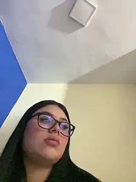 alissonfernandez  online show from 03-26-26, 10:43