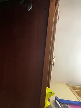 alissonfernandez  online show from 04-05-26, 07:33