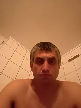 Snapshot of Gotowy40 chatting on 11-02-25, 02:14 Gotowy40 online show from 11-02-25, 02:14